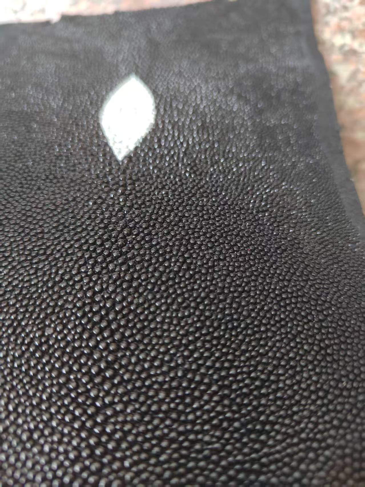 Pelle di riccio nera non lucid - Leather Shoe Polish recensione e prezzo