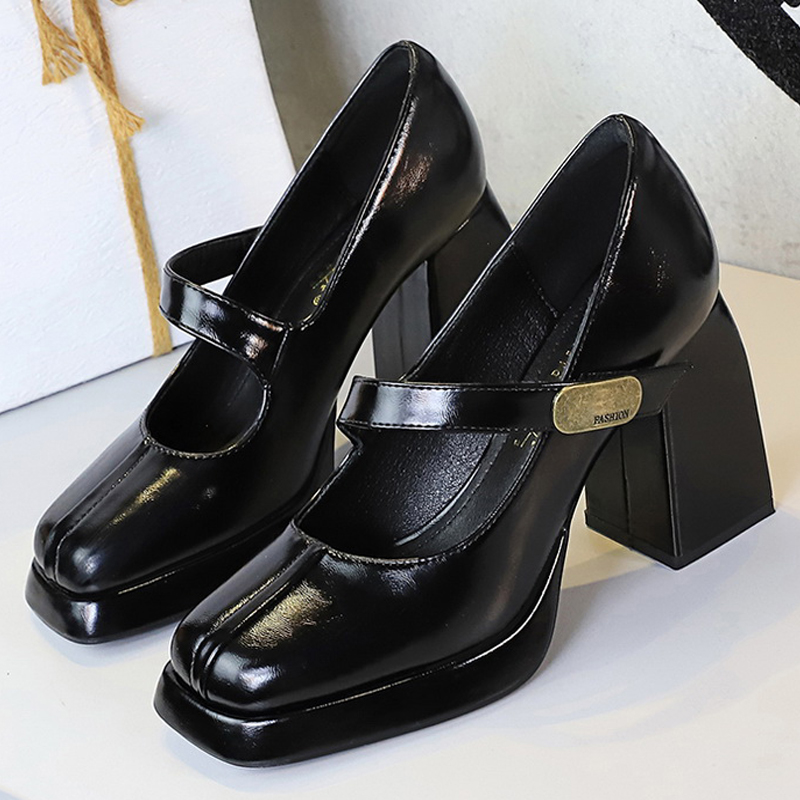 Scarpe BIGTREE Retro con Tacco - Shoe Tree recensione e prezzo